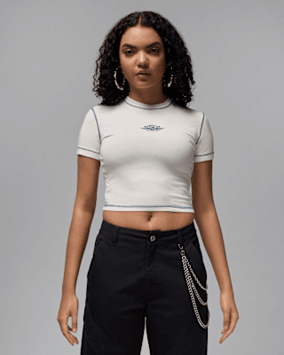 【Nike】Jordan Women's Cropped T-Shirt(送料無料） Jordan Women's Slim Cropped T-Shirt. Nike ID